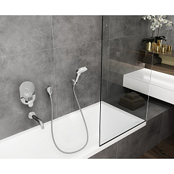 Фото Смеситель Hansgrohe Vernis Blend 71449000 для ванны с душем